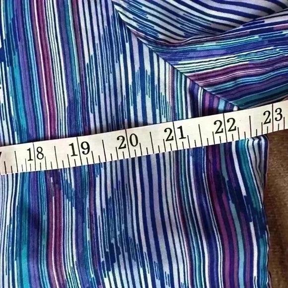 Vintage 1970’s Button Up Blouse - Picture 2 of 2